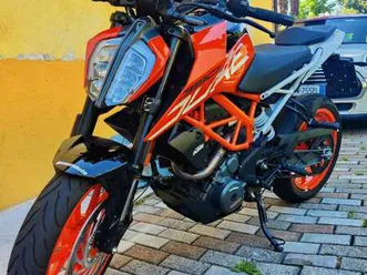 ktm 390 duke abs arancione