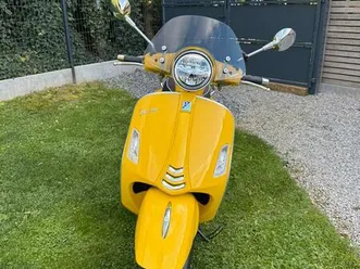 ② vespa gts super 300 05/2019 20000kms