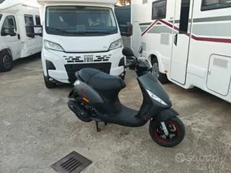 piaggio zip 50 s