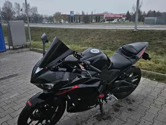 yamaha r3