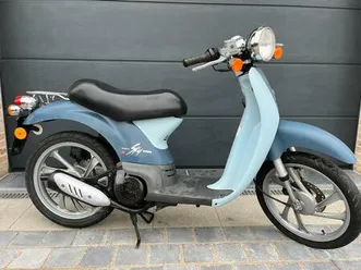 ② édition anniversaire de la honda sky 50 cc !