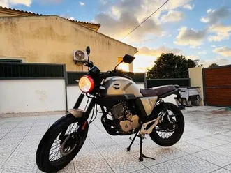 moto zontes 125 cc cafe racer albufeira e olhos de água