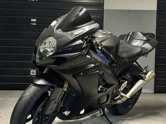 suzuki gsxr 1000 k8 canelas