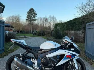 ② suzuki gsx-r 750 *1300km new new!!* @aelbrechtmotors