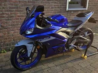 yamaha yzf-r3 blauw