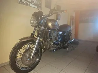 triumph thunderbird 900