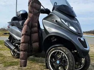 piaggio mp3 500 abs asr akrapovic grijs