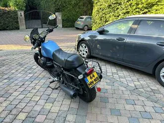 moto guzzi v 7 iii stone blauw