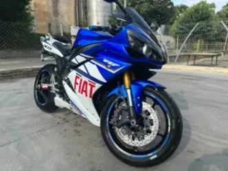 yamaha yzf rn19 r1