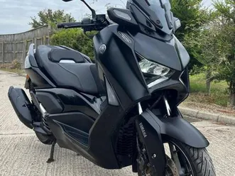 2023 73 yamaha x-max tech max 125 yp125rasp xmax black nice scooter hpi clear