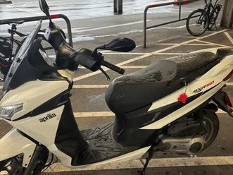 aprilia sxr50