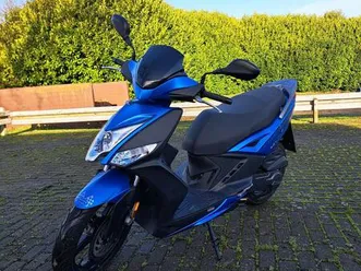 roller kymco agility 50 16+ 4t erst 300km gelaufen 1.hand