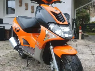 kymco super 9 wassergekühlt 2takter 45kmh