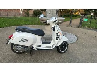 piaggio, vespa, 2011, 124 (cc)