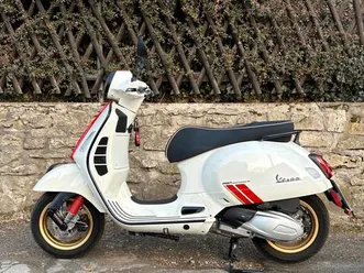 vespa gts 300 super racing sixties *wie neu* nur 154 km