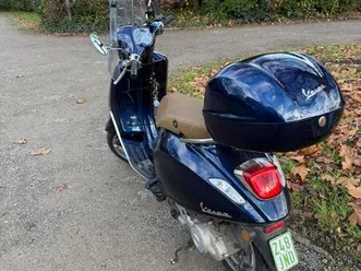 vespa primavera - sprint 50 4t 3v blau