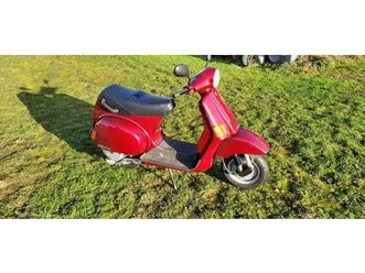 vespa cosa 200fl weinrot