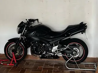 suzuki gsr 600