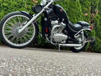 schöne suzuki intruder vs750glp zu verkaufen!