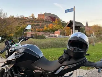 bmw f900r -2024 september