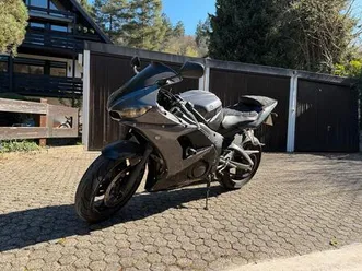 yamaha yzf-r6 rj 09 supersportler, rennmaschine