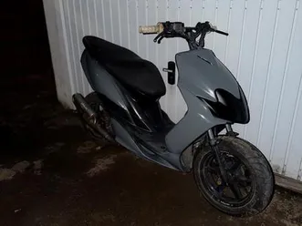 yamaha jog r