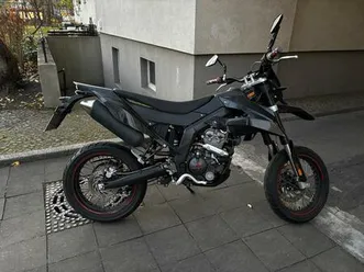malaguti xsm 125 supermoto