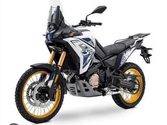 voge - ds 800 x rally