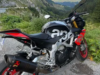 aprilia tuono v4 factory