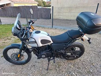 moto himalayan