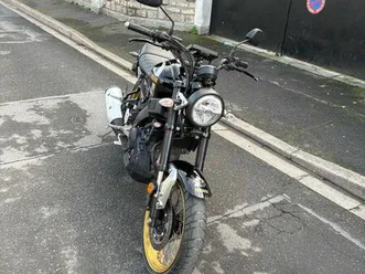 yamaha xsr 125 legacy avec carplay