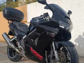 honda vfr 800 rc46