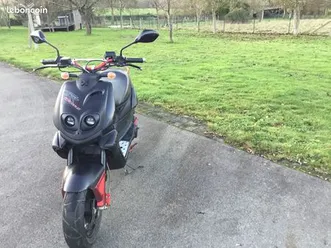 scooter peugeot tkr furious 9615 kms