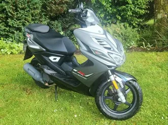 scooter yamaha aerox 4t yn5n50f