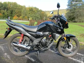 honda cb125f comme neuve sous garantie constructeur > 2027