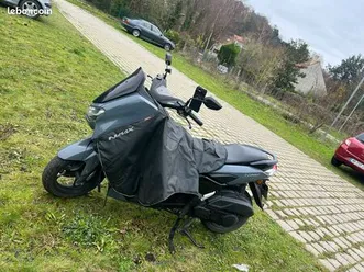 scooter yamaha nmax 125