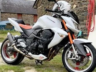 z1000