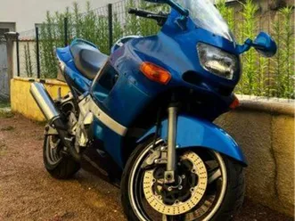 moto kawasaki 600 zzr