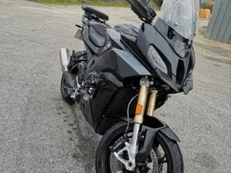 bmw s1000xr 2023 – finition pro – 12.000 km – garantie 2028