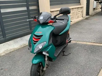 à vendre scooter 50 nrg