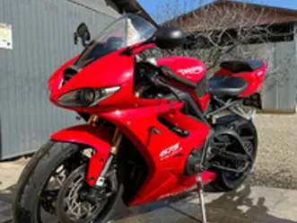 triumph daytona 675 2010