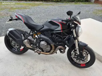 ducati monster 821 stealth