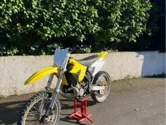 suzuki 250rm