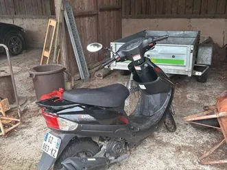 lazio reno 4t 50 cc scooter