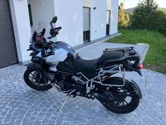triumph tiger 1200