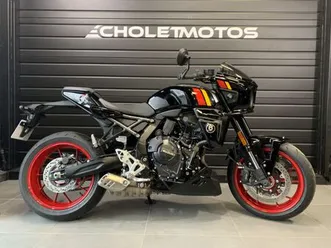 suzuki gsx-8tt 2025 776 cm3 | moto roadster | 600 km | noir | 49300 cholet