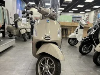 vespa gts 125 2024 125 cm3 | scooter | 5 300 km | 13010 marseille 10