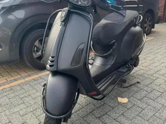 moet zsm weg! piaggio vespa sprint 50 2021/5 — scooters | vespa — marktplaats