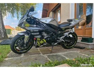 yamaha yzf-r1