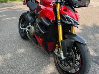 ducati streetfighter v4s